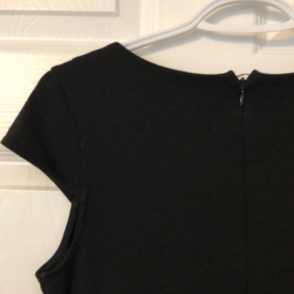 Black knit fitted dress - Picture 5 of 6